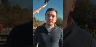 Вдоль Республиканской трассы на ул. Эшба в посёлке Бзыпта ведутся работы по прокладке кабельного тракта и установке светильников