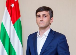 Депутаты собрание Гагрского района дали согласие на утверждение главой Гагрского района Юрия Хагуш